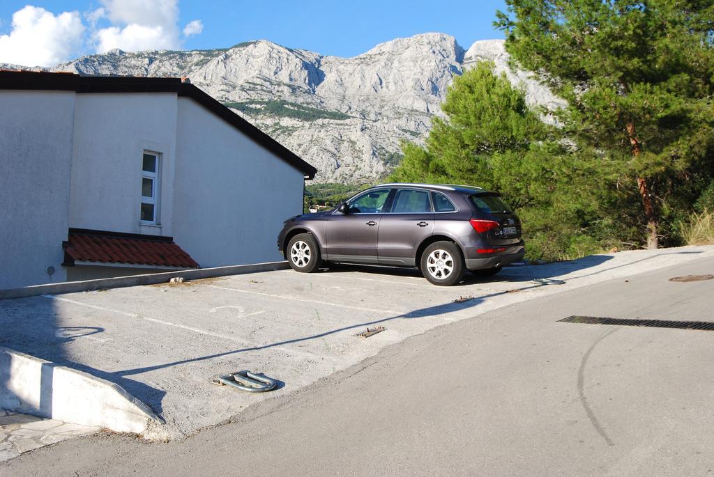 Apartments Zovko Tučepi Eksteriør bilde