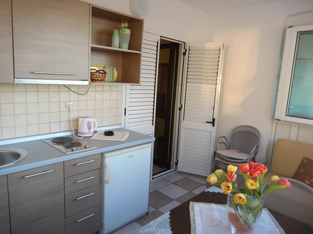 Apartments Zovko Tučepi Eksteriør bilde