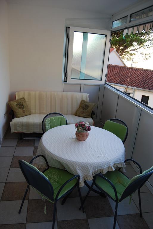 Apartments Zovko Tučepi Eksteriør bilde