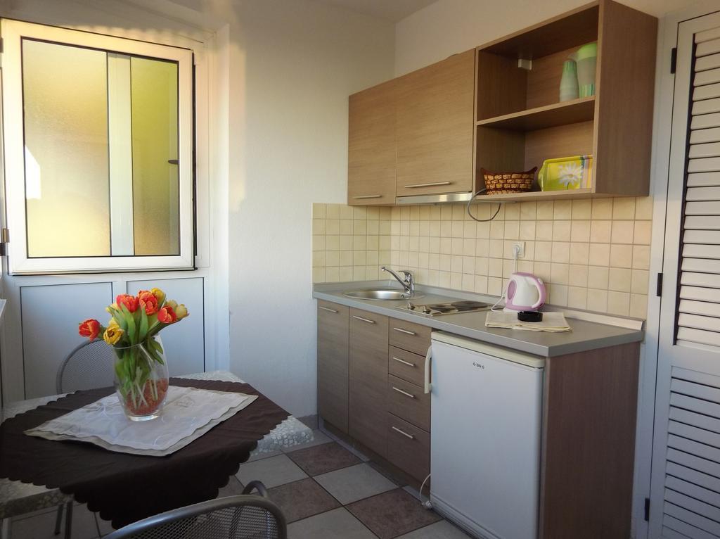 Apartments Zovko Tučepi Eksteriør bilde